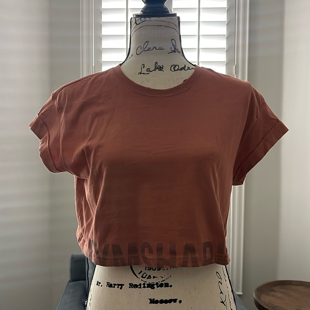 Gymshark cropped t-shirt Medium